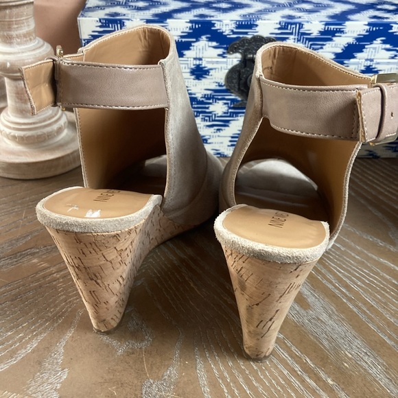 Nine West Paton Leather Peep Toe Ankle Strap Espadrilles Wedge Heel Sandal shoes - Picture 10 of 14